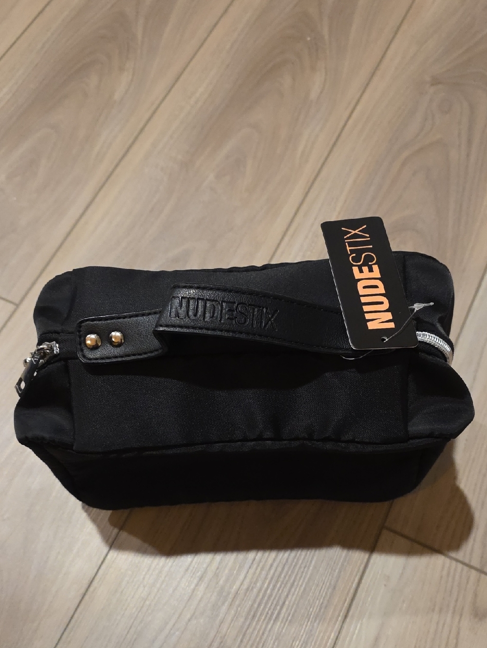 NUDESTIX Hanging Cosmetic Case Black
